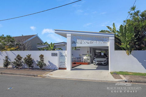 Miami Beachside Beach House - Accommodation Mount Tamborine 1