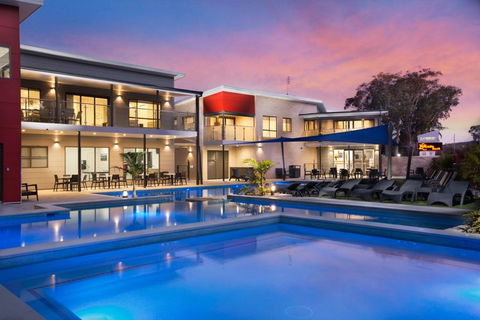 Middle Rock Holiday Resort - Accommodation Mount Tamborine 0