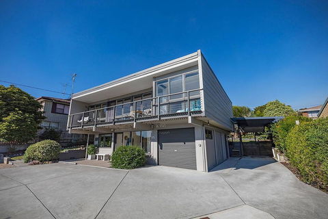 Mimosa Holiday House - Accommodation Mount Tamborine 3