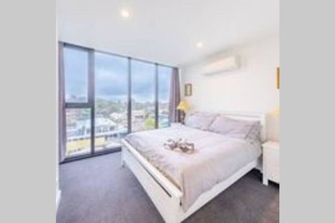 Modern Luxury 3 Bedroom Apartment With Sea Views - Accommodation Mount Tamborine 0