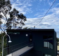 Months and Seasons - Momentary Escapes - Beach House - Accommodation Mount Tamborine
