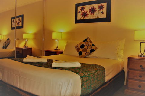 Mount Waverley Townhouses - Accommodation Mount Tamborine 3