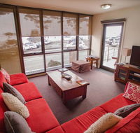 Mountain View Chalet at Heidi's - Accommodation Mount Tamborine