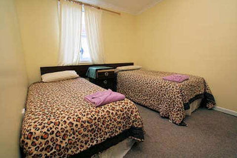 Mountain View Motel - Accommodation Mount Tamborine 2