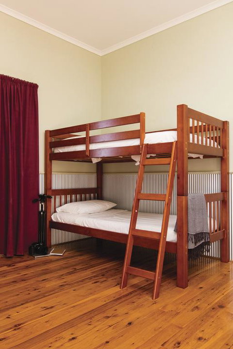 Mungo Shearers' Quarters - Accommodation Mount Tamborine 3