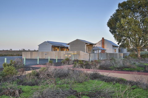 Mungo Shearers' Quarters - Accommodation Mount Tamborine 1