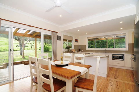 Nellsville Cottage - Kangaroo Valley - Accommodation Mount Tamborine 3