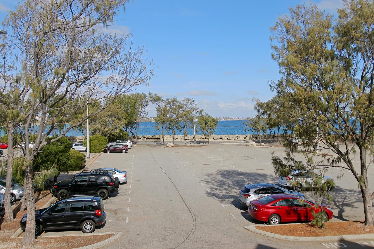 Hillarys WA Accommodation Mount Tamborine