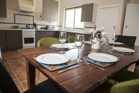 Spencer Cottage - Accommodation Mount Tamborine 14