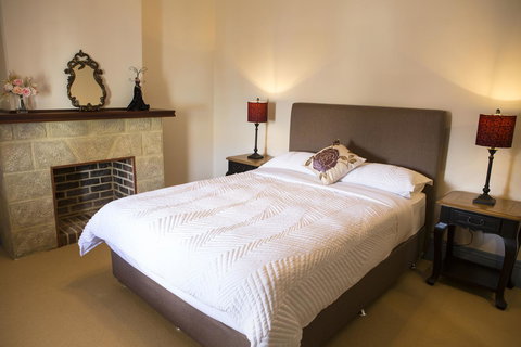 Spencer Cottage - Accommodation Mount Tamborine 8