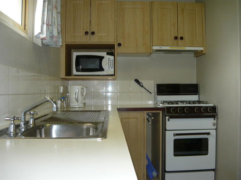 Albany Apartments - Accommodation Mount Tamborine 1