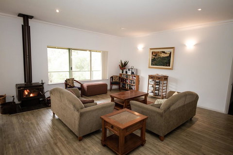 Fern Creek - Accommodation Mount Tamborine 3