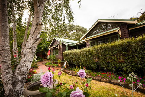 Riverglen Chalets - Accommodation Mount Tamborine 27