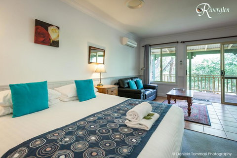 Riverglen Chalets - Accommodation Mount Tamborine 40