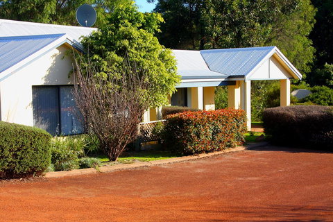 Bayside Villas - Accommodation Mount Tamborine 0