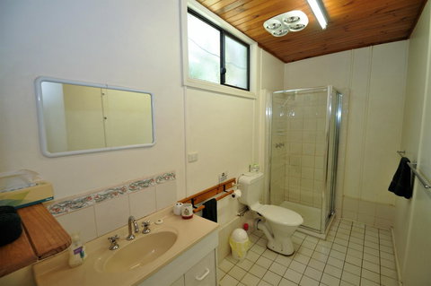 Treenbrook Cottages - Accommodation Mount Tamborine 16