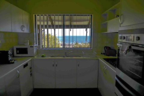 Geraldton Holliday Villas - Accommodation Mount Tamborine 3