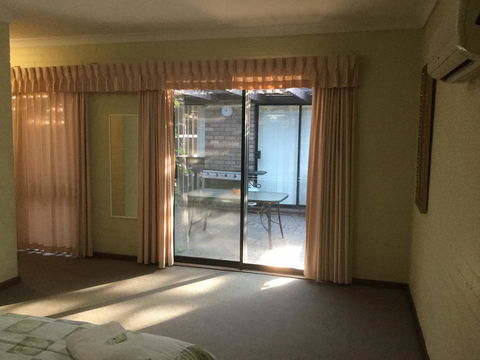 Geraldton Holliday Villas - Accommodation Mount Tamborine 33