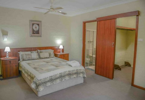 Geraldton Holliday Villas - Accommodation Mount Tamborine 4