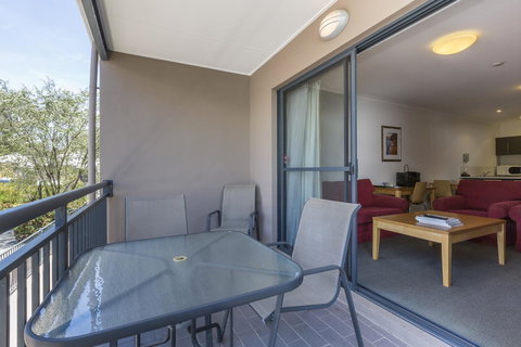 Leeuwin Apartments - Accommodation Mount Tamborine 1