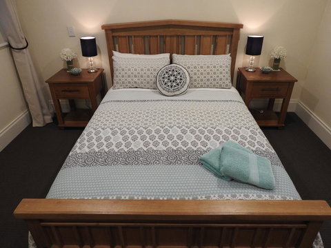 Quiet Escapes Cottages - Accommodation Mount Tamborine 9