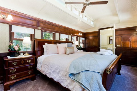 Quiet Escapes Cottages - Accommodation Mount Tamborine 16