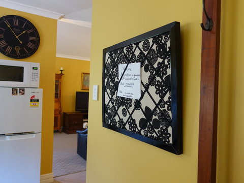 The Blacksmiths Cottage - Accommodation Mount Tamborine 19