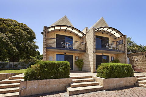 Albany Harbourside Apartments And Houses - Accommodation Mount Tamborine 0