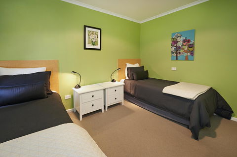 Albany Harbourside Apartments And Houses - Accommodation Mount Tamborine 2