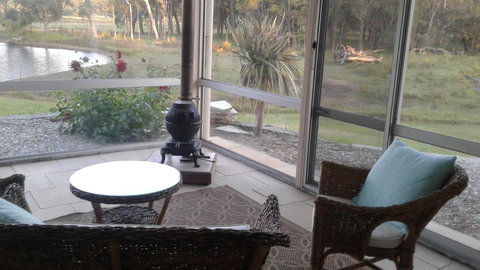 Abbivale Farm Cottage - Accommodation Mount Tamborine 14