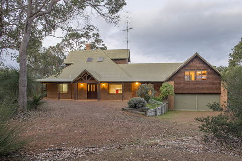 A Hidden Bush Delight - Accommodation Mount Tamborine 6