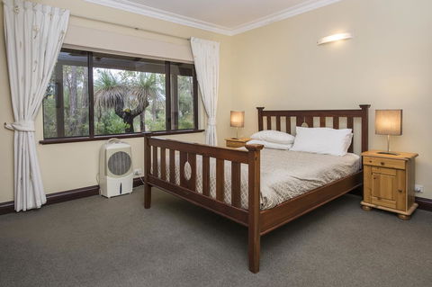 A Hidden Bush Delight - Accommodation Mount Tamborine 28