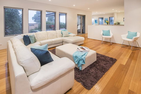 Calm Waters - Accommodation Mount Tamborine 15