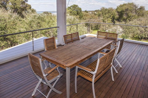 Calm Waters - Accommodation Mount Tamborine 8