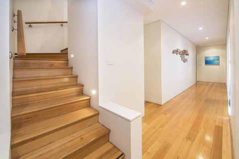 Calm Waters - Accommodation Mount Tamborine 30