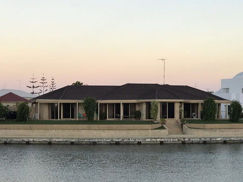 LA ANCHOR ON THE CANALS (MANDURAH) - Accommodation Mount Tamborine 16