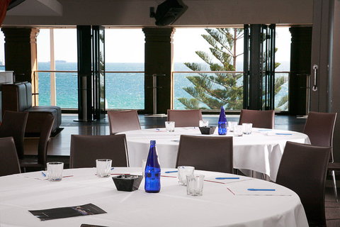 Cottesloe Beach Hotel - Accommodation Mount Tamborine 20
