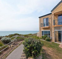 Caravel Beach House Mandurah - Accommodation Mount Tamborine