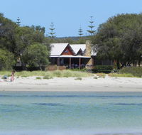 Beach House Dunsborough - Accommodation Mount Tamborine