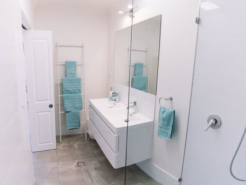 Sun Studio - Accommodation Mount Tamborine 4