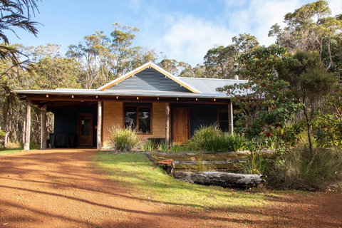 Denmark Forest Retreat - Accommodation Mount Tamborine 43