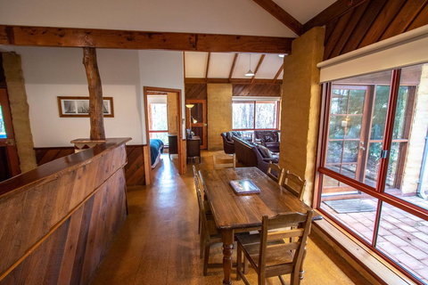 Denmark Forest Retreat - Accommodation Mount Tamborine 24