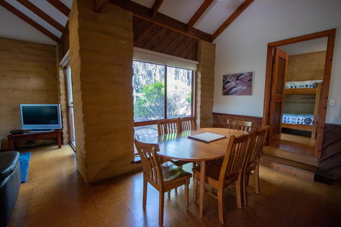 Denmark Forest Retreat - Accommodation Mount Tamborine 16