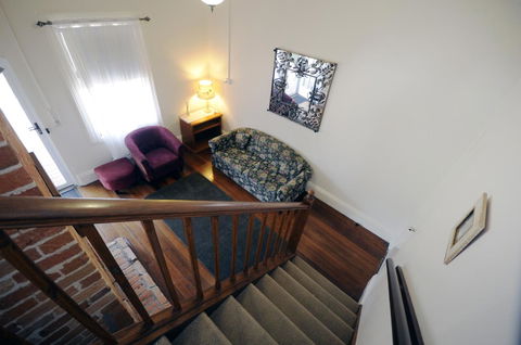 My Place Colonial Accommodation - Accommodation Mount Tamborine 11