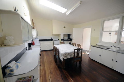 My Place Colonial Accommodation - Accommodation Mount Tamborine 28