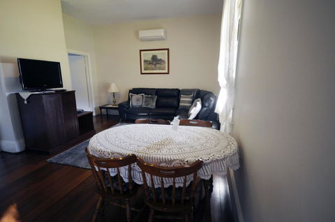 My Place Colonial Accommodation - Accommodation Mount Tamborine 39