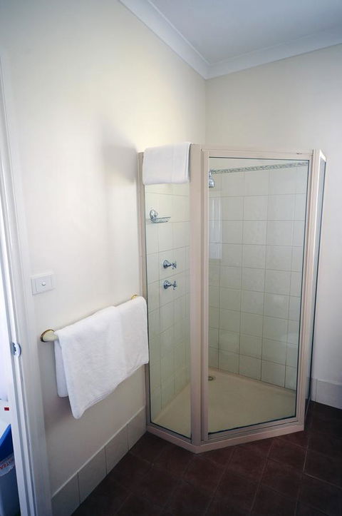My Place Colonial Accommodation - Accommodation Mount Tamborine 9