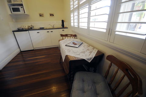 My Place Colonial Accommodation - Accommodation Mount Tamborine 13