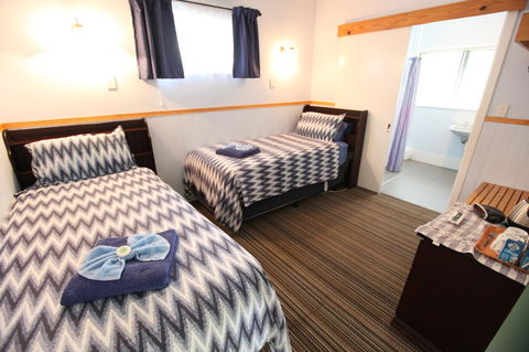 Jacaranda Guest House - Accommodation Mount Tamborine 18