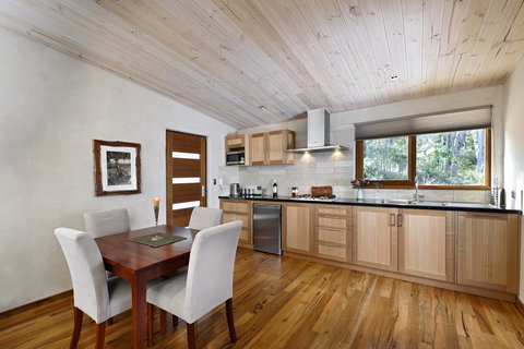 Aiyana Retreat - Accommodation Mount Tamborine 8